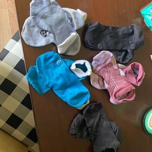 Lululemon socks - 5 pairs